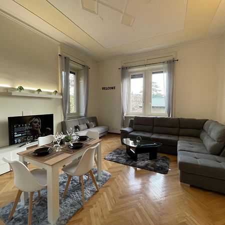 Bg Central Royal Suite Con Parcheggio - Vista Citta Alta Bergamo Eksteriør billede