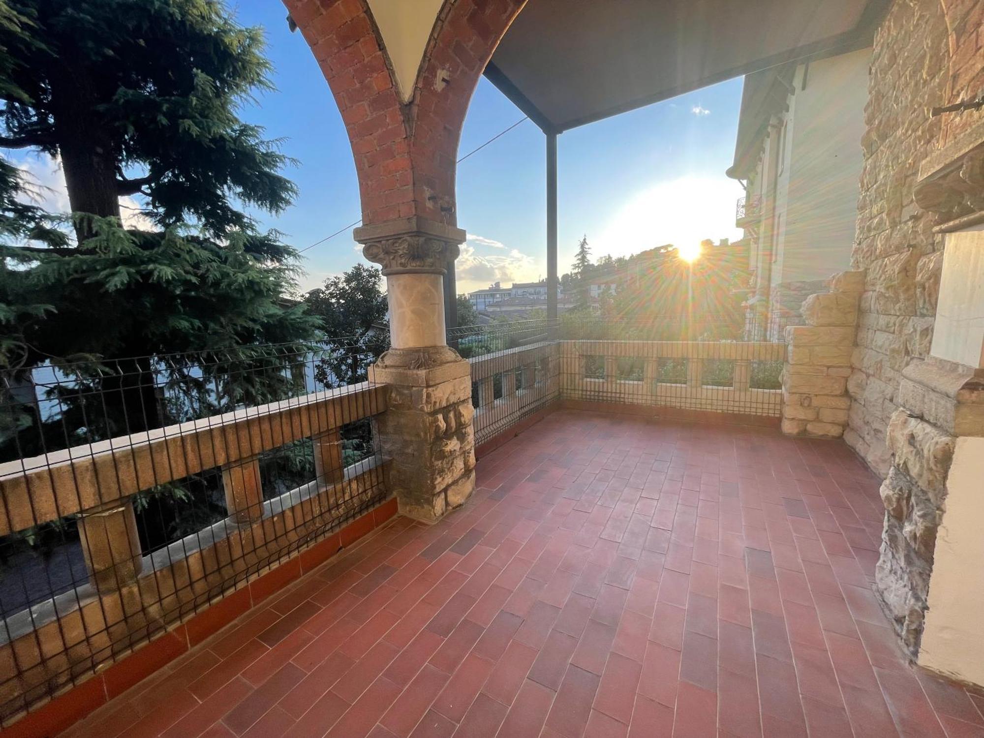 Bg Central Royal Suite Con Parcheggio - Vista Citta Alta Bergamo Eksteriør billede